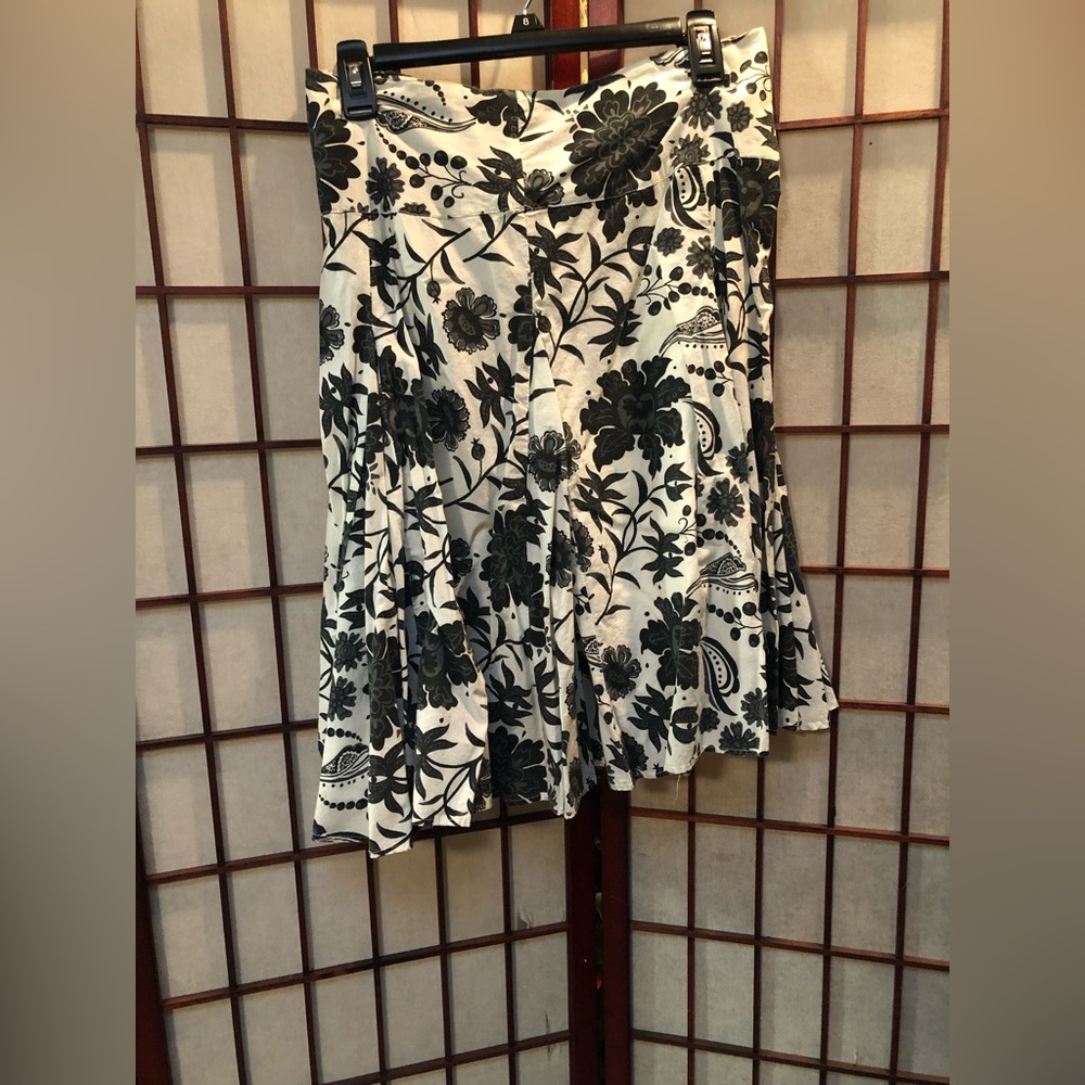 Moschino Floral Print Knee Length Skirt